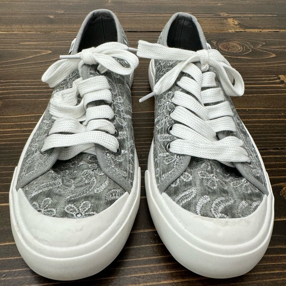 Women’s Rocket Dog sneakers with Flower Design - Picture 4 of 6